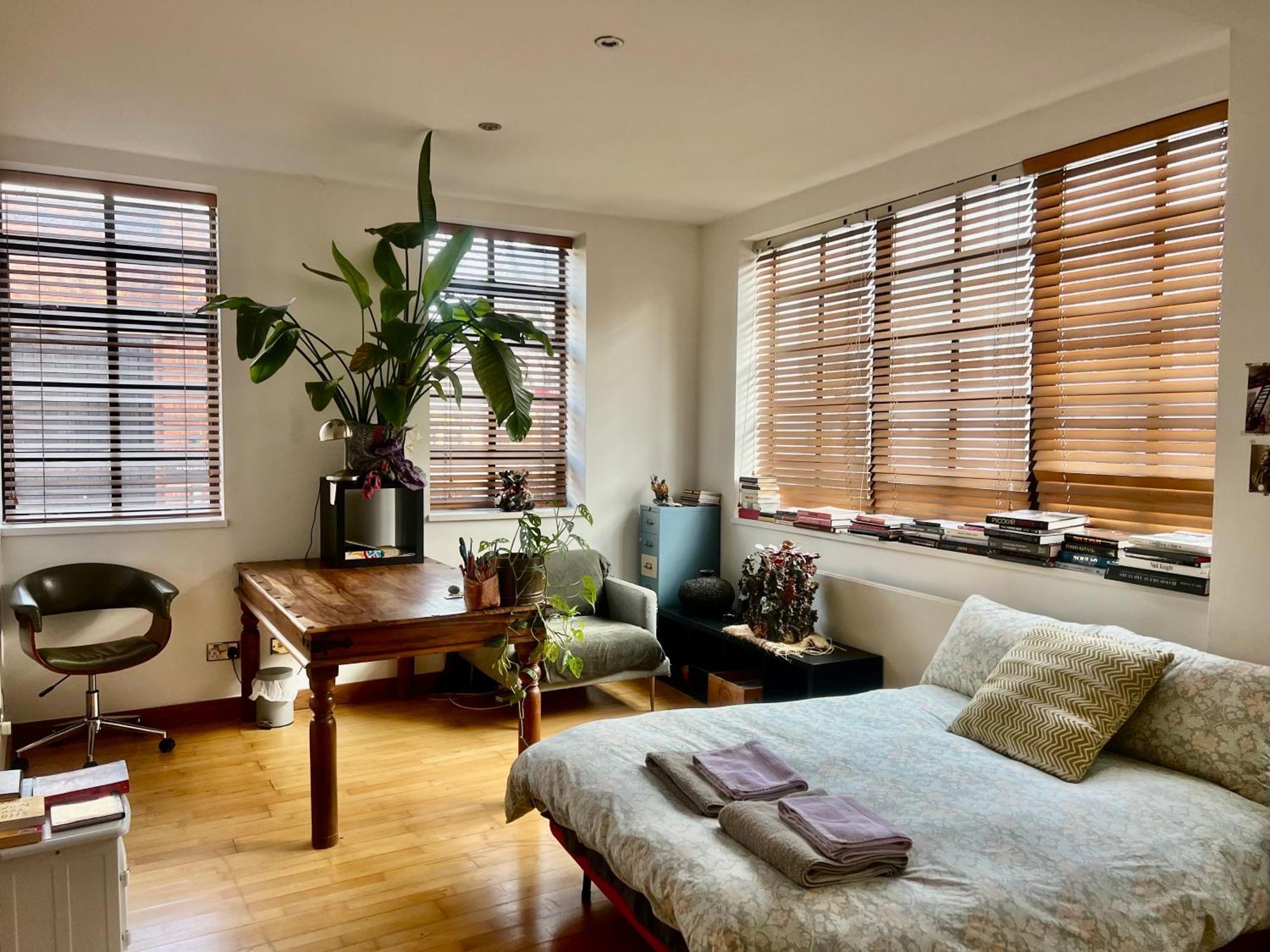 Huge Duplex Loft With Sauna In *